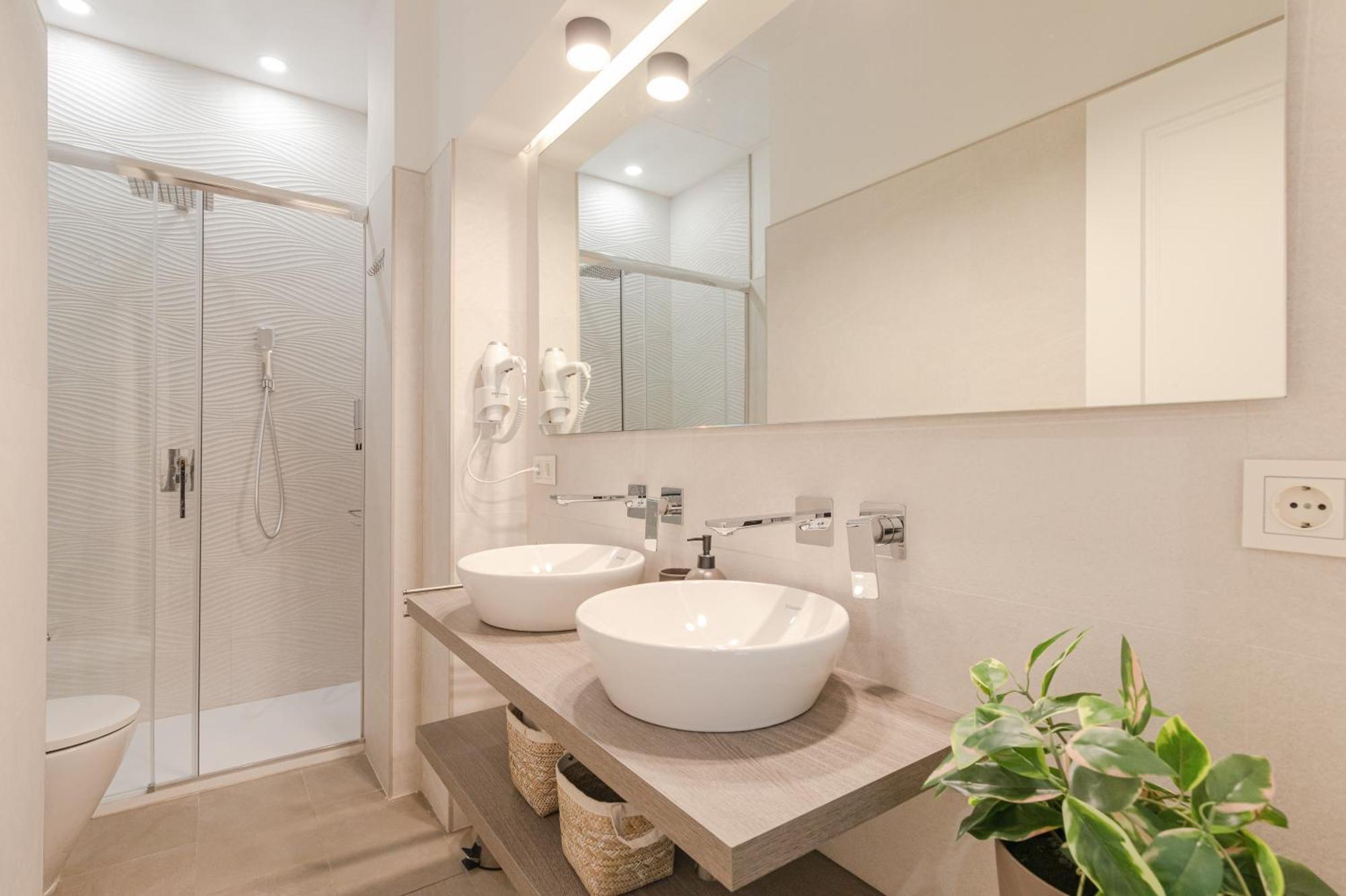 San Luis Downtown & Pool Apartment Sevilla Exterior foto